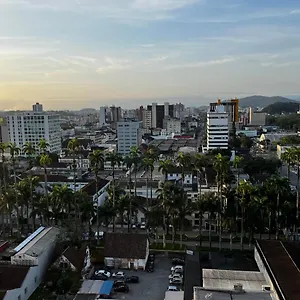 Rosenhaus - Homeclub Apto Grande Com Smartv Cozinha , Joinville Brasil