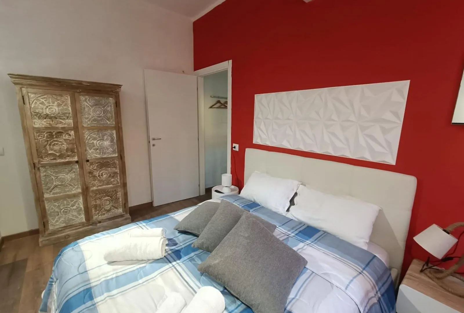 Lovely Apartment Piatti Duomo Milaan 0*,